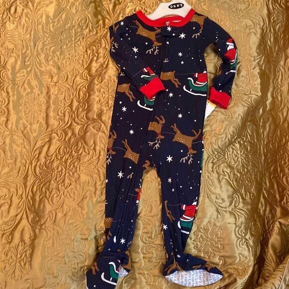 Carter Onesie   - Picture 1 of 4